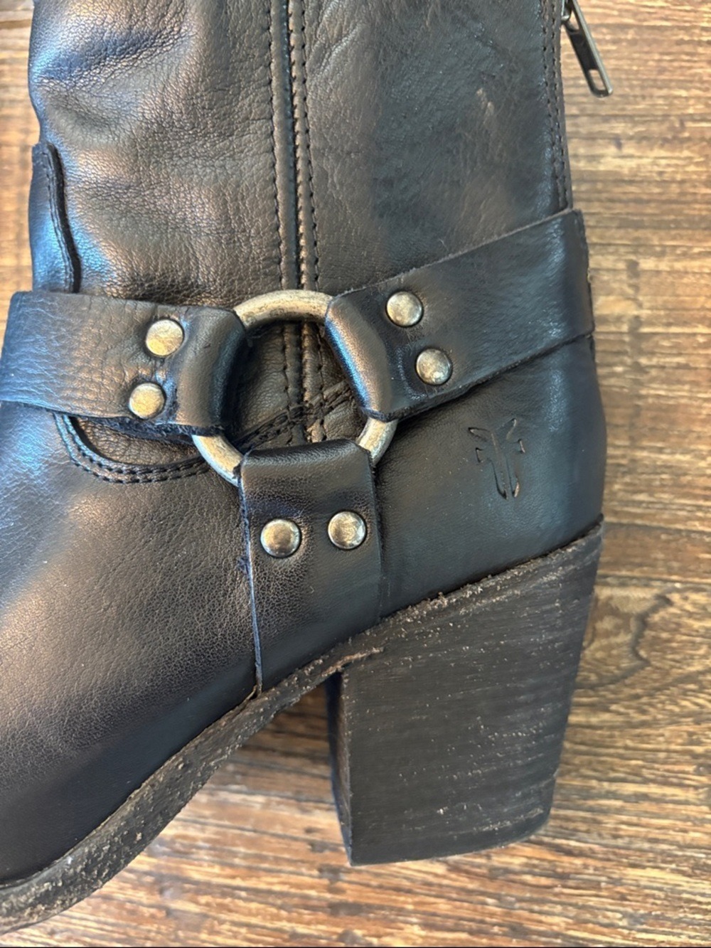 Frye‎ Black Leather Harness Ring Booties - Picture 3 of 8
